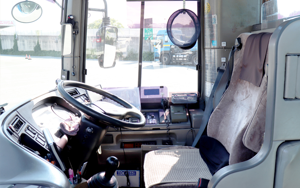 安全_運転席